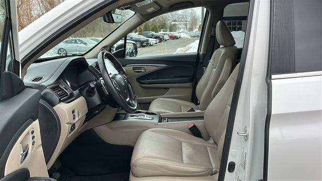 used 2023 Honda Ridgeline car, priced at $33,987