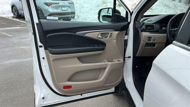 used 2023 Honda Ridgeline car, priced at $33,987