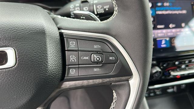 used 2023 Jeep Grand Cherokee car, priced at $34,987