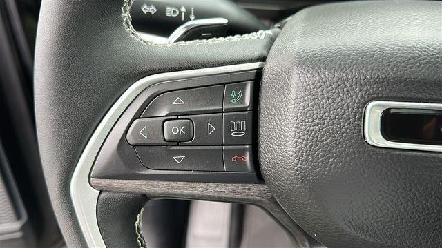 used 2023 Jeep Grand Cherokee car, priced at $34,987