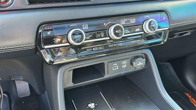 used 2025 Honda Pilot car, priced at $44,495