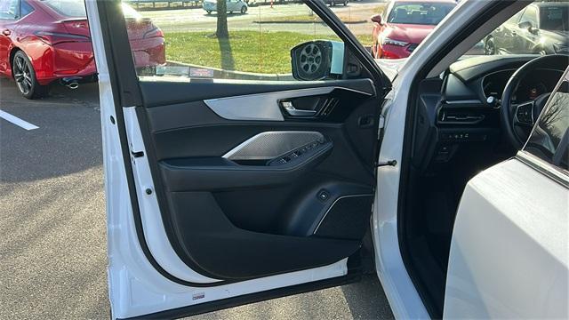 used 2023 Acura MDX car, priced at $41,495