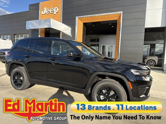 new 2025 Jeep Grand Cherokee car, priced at $43,749