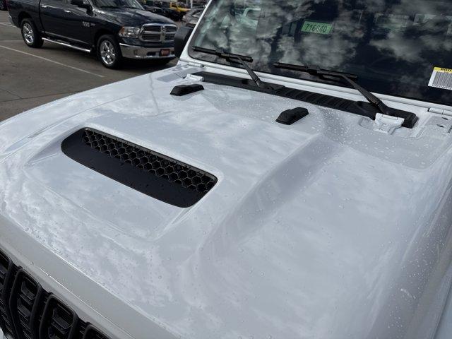 new 2026 Jeep Gladiator car, priced at $50,600