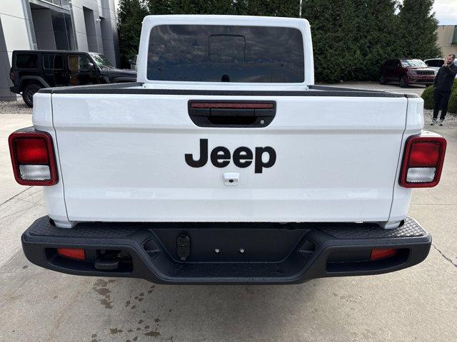 new 2026 Jeep Gladiator car, priced at $50,600