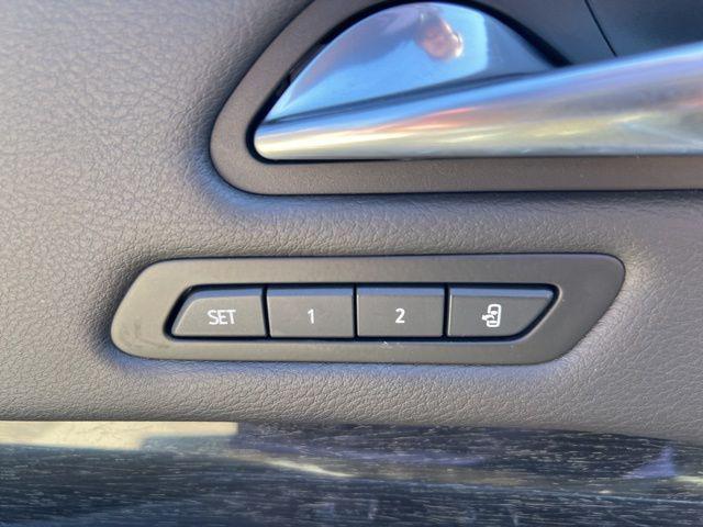 used 2021 Cadillac XT4 car, priced at $22,999