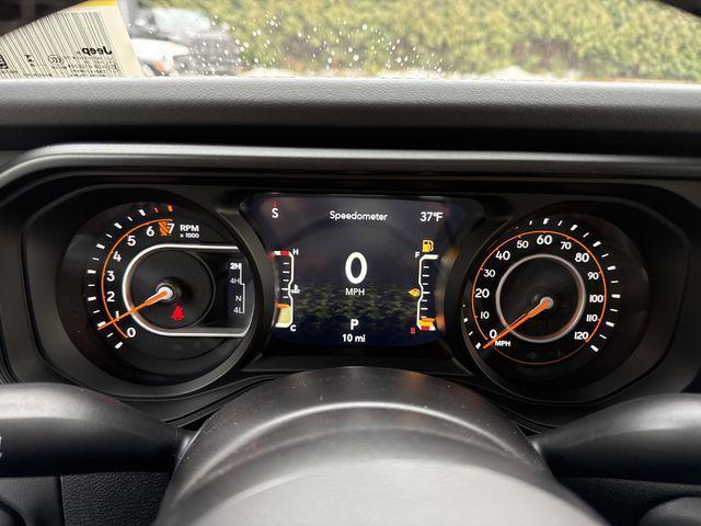 new 2026 Jeep Gladiator car, priced at $47,358