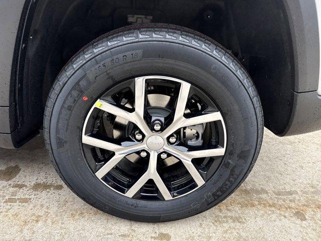 new 2025 Jeep Grand Cherokee car, priced at $47,749