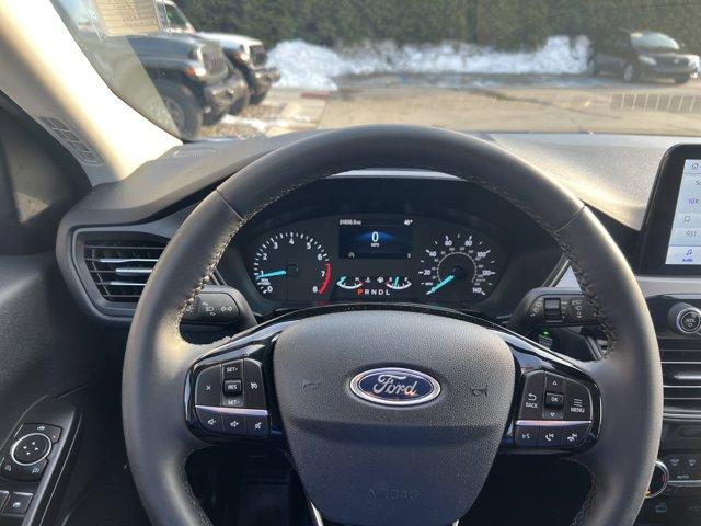 used 2022 Ford Escape car, priced at $23,999