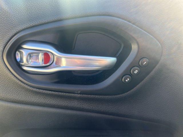 used 2019 Jeep Cherokee car, priced at $15,999