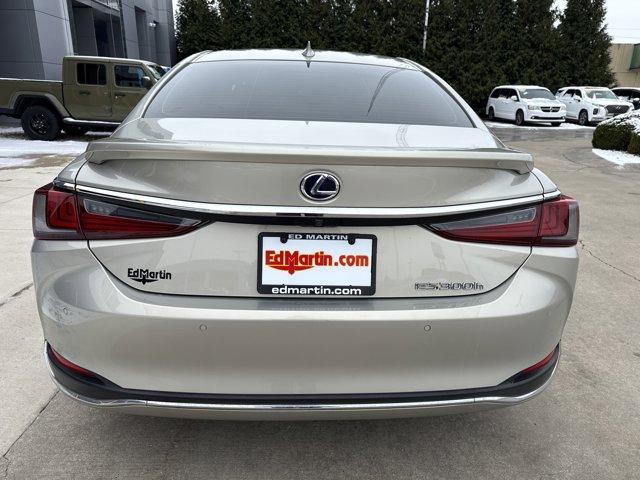 used 2019 Lexus ES 300h car, priced at $26,999