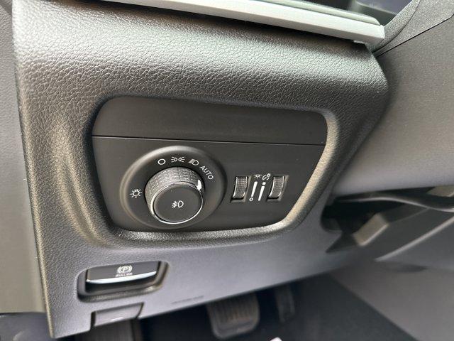 new 2025 Jeep Grand Cherokee car, priced at $50,249