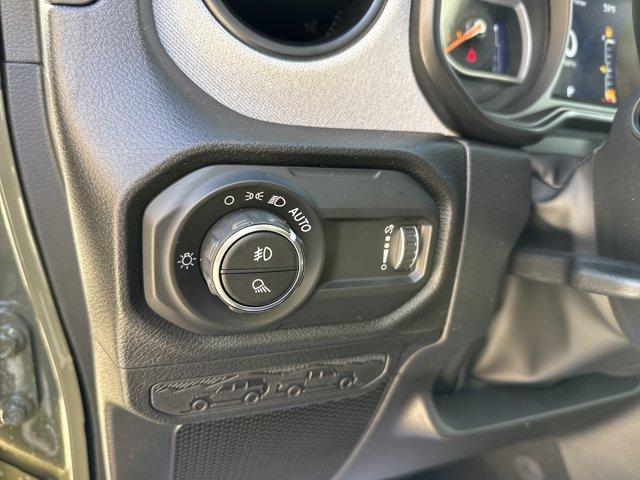 new 2026 Jeep Gladiator car, priced at $52,760