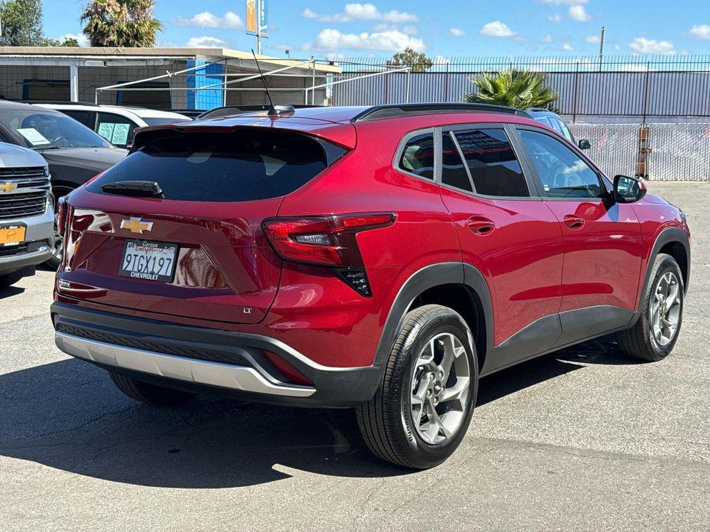 used 2025 Chevrolet Trax car, priced at $21,000