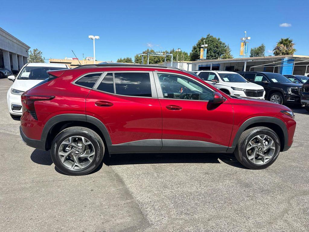 used 2025 Chevrolet Trax car, priced at $21,000