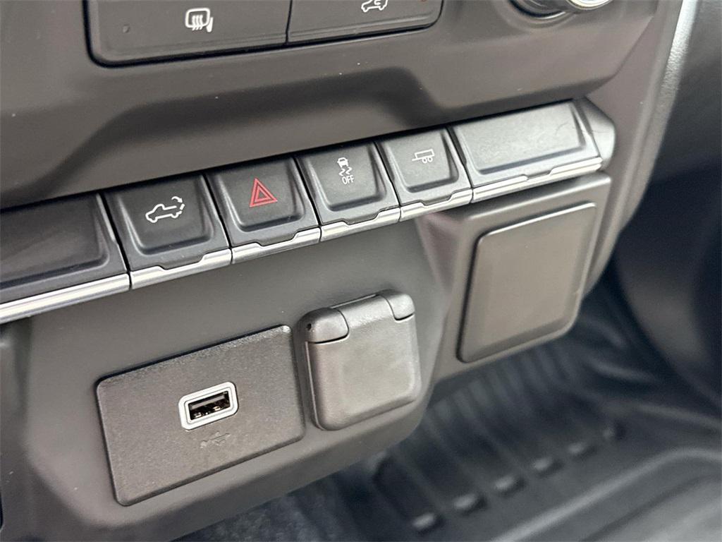2019 Summit White Chevrolet Silverado 1500