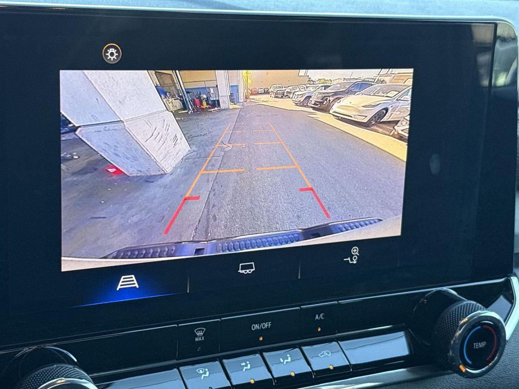 used 2024 Chevrolet Colorado car, priced at $27,546