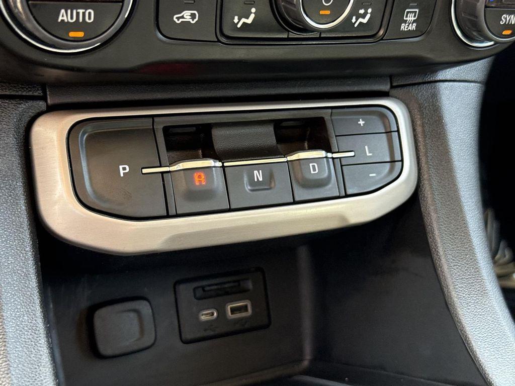 used 2023 GMC Acadia car, priced at $30,900