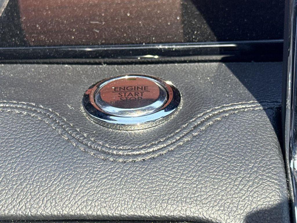 used 2024 Lincoln Navigator car, priced at $70,942