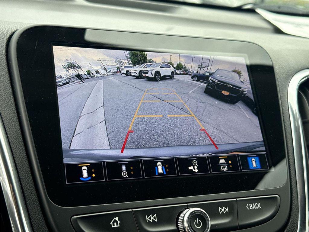 used 2023 Chevrolet Equinox car, priced at $20,350