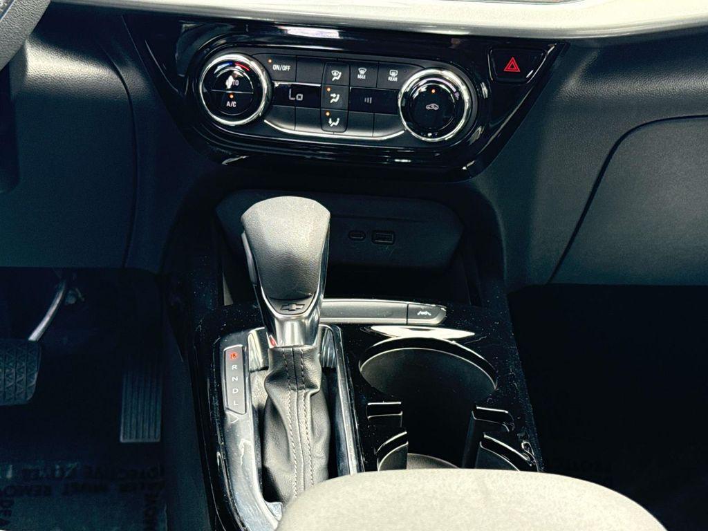 used 2025 Chevrolet Trax car, priced at $21,000