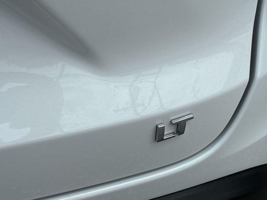 used 2025 Chevrolet Trax car, priced at $21,000