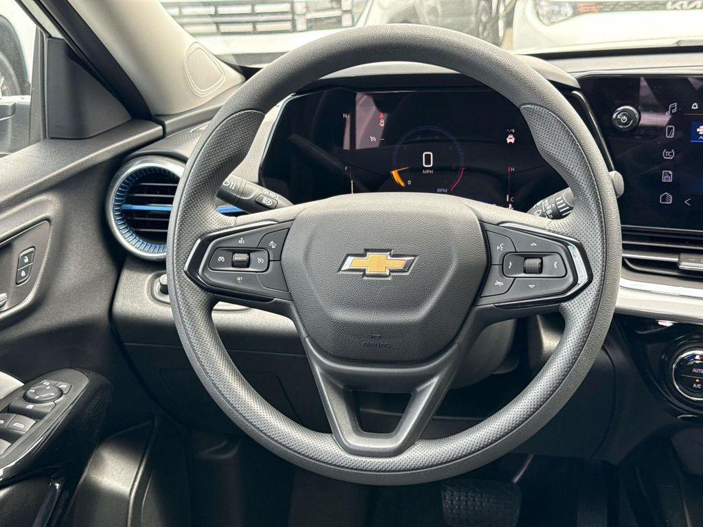 used 2025 Chevrolet Trax car, priced at $21,000
