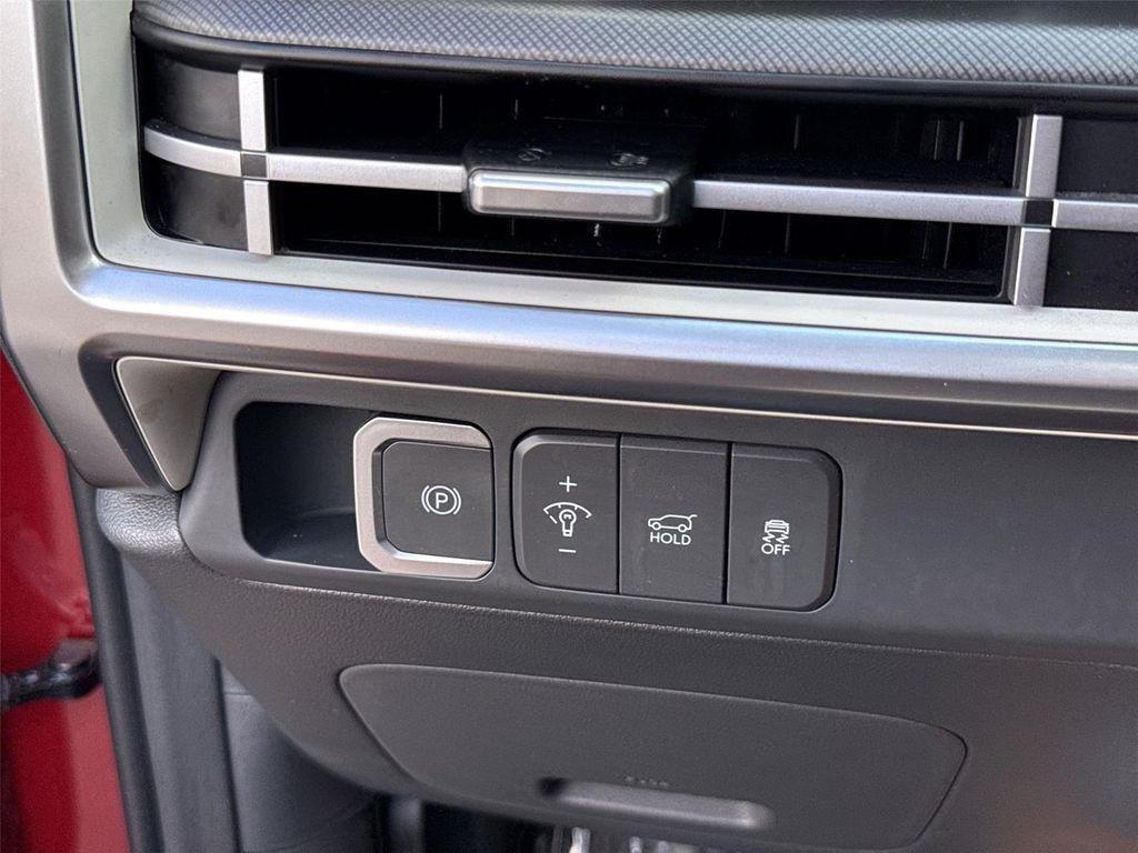 used 2025 Hyundai Santa Fe car, priced at $29,500