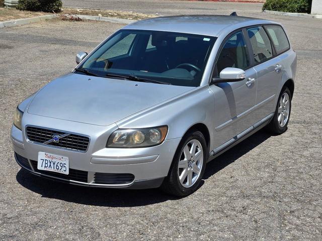 used 2007 Volvo V50 car, priced at $4,199