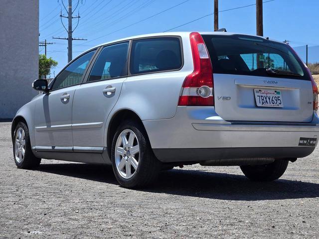 used 2007 Volvo V50 car, priced at $4,199