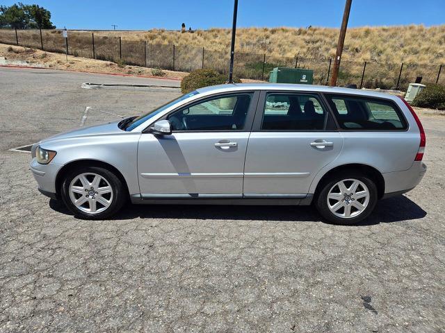 used 2007 Volvo V50 car, priced at $4,199