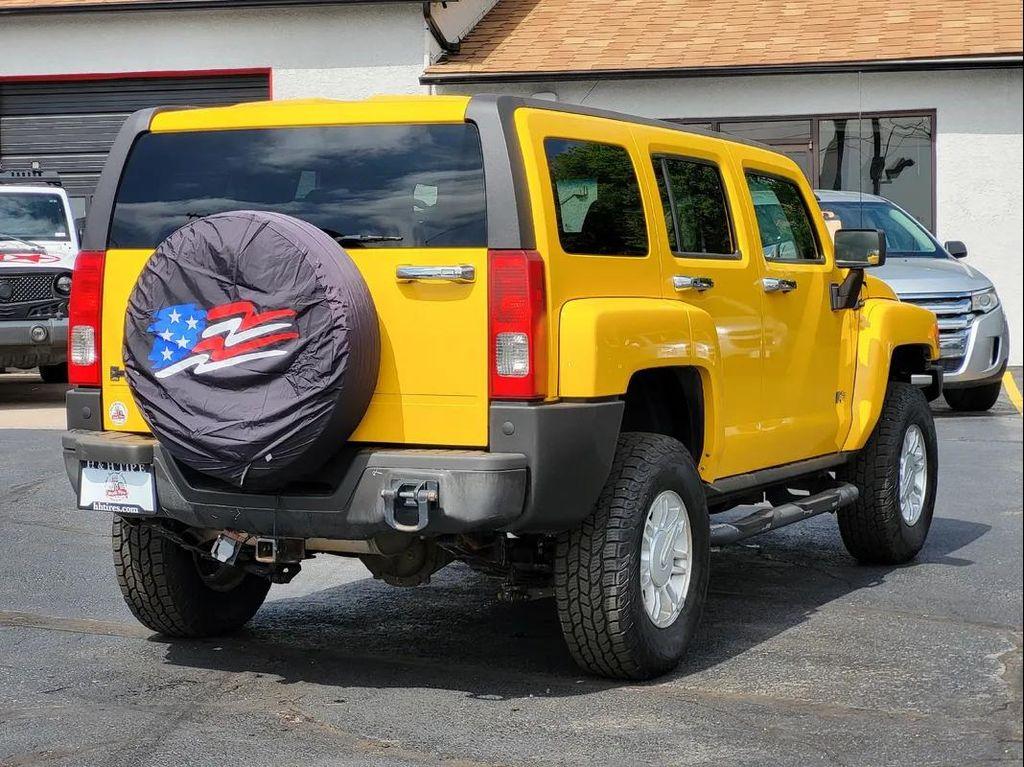 used 2006 Hummer H3 car, priced at $10,895
