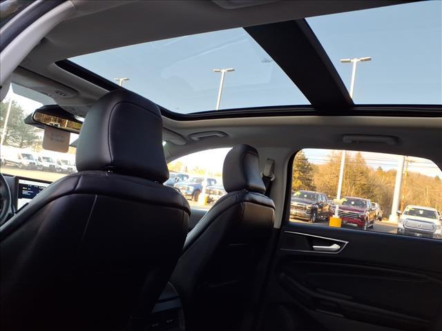 used 2022 Ford Edge car, priced at $25,995