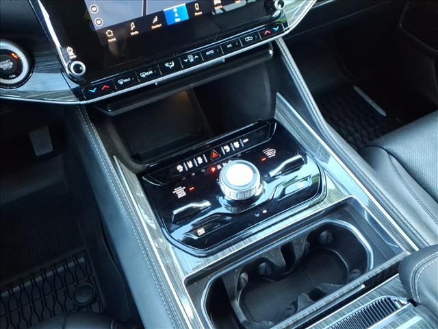 used 2022 Jeep Wagoneer car, priced at $43,995