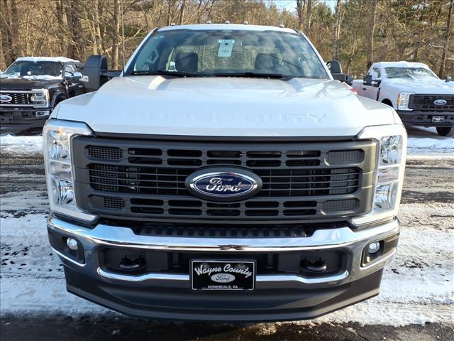 new 2025 Ford F-250 car, priced at $66,740