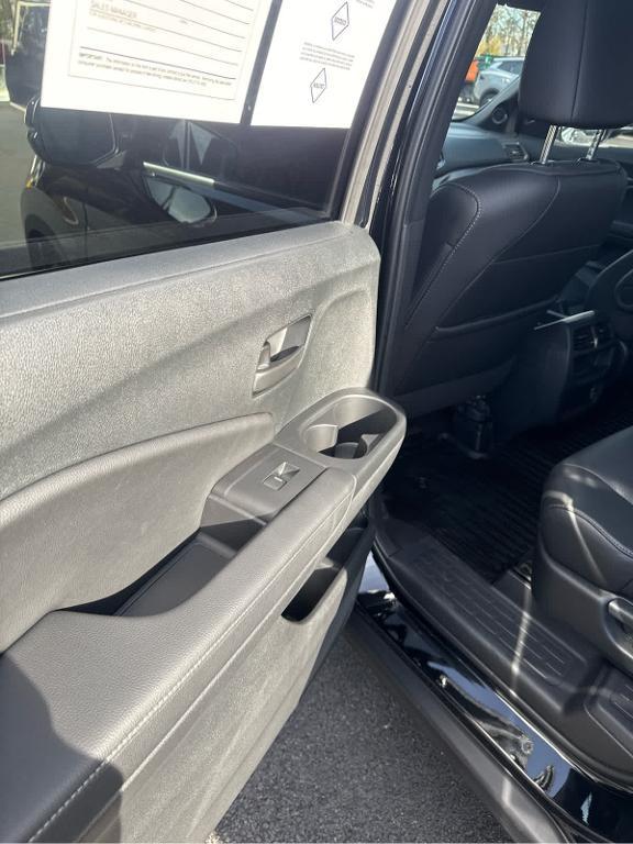 used 2022 Honda Passport car, priced at $27,975