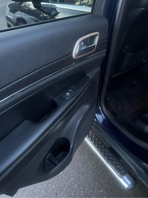 used 2016 Jeep Grand Cherokee car, priced at $12,972