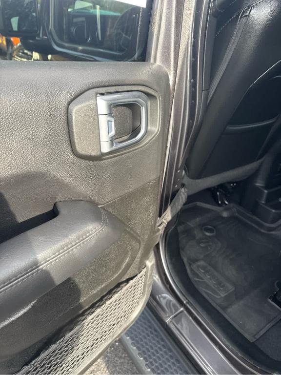 used 2022 Jeep Wrangler Unlimited car, priced at $32,972