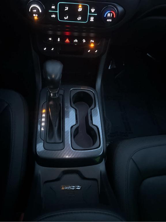 used 2022 GMC Canyon car, priced at $30,875