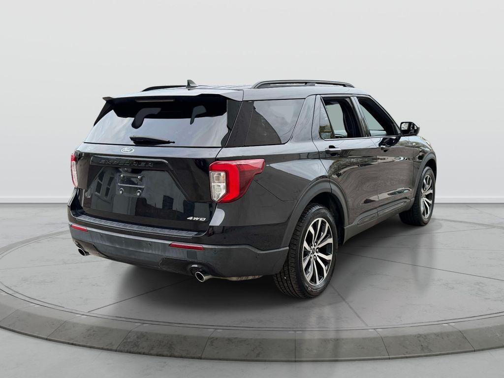 used 2022 Ford Explorer car, priced at $28,017