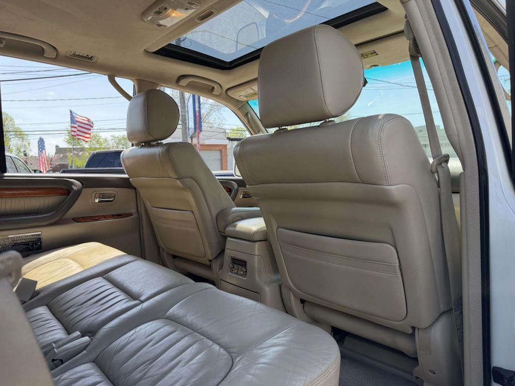 used 2004 Lexus LX 470 car, priced at $17,392