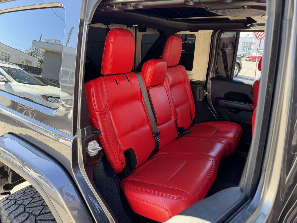 used 2022 Jeep Wrangler Unlimited car, priced at $30,387