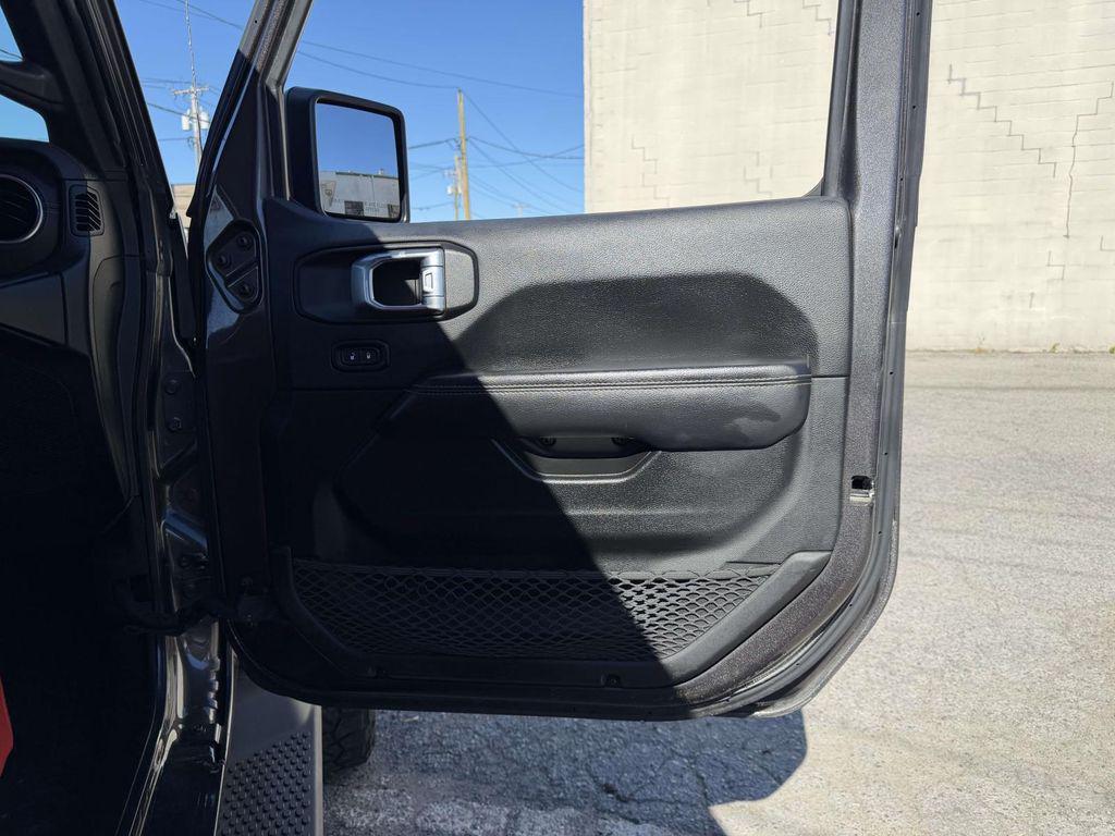 used 2022 Jeep Wrangler Unlimited car, priced at $30,387