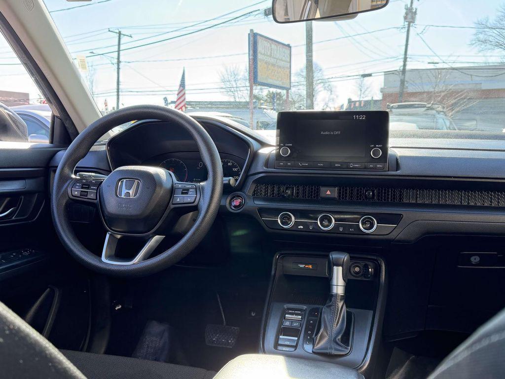 used 2025 Honda CR-V car, priced at $29,236