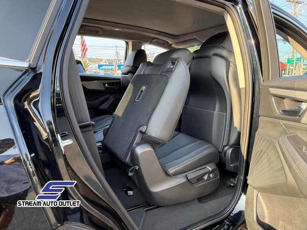 used 2023 Acura MDX car, priced at $33,357