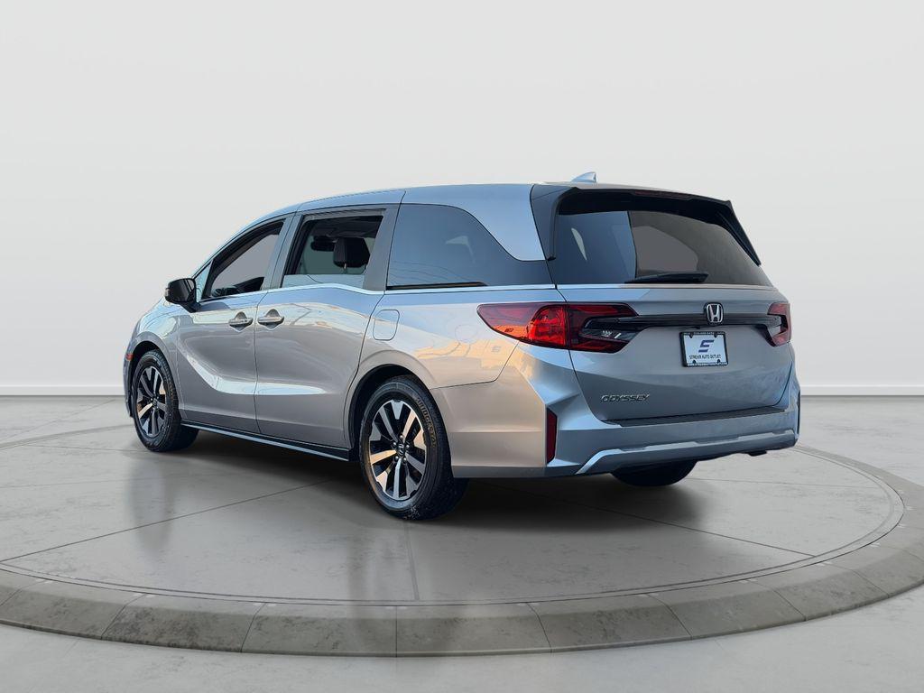 used 2025 Honda Odyssey car, priced at $35,671