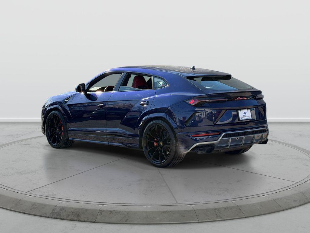 used 2022 Lamborghini Urus car, priced at $190,811