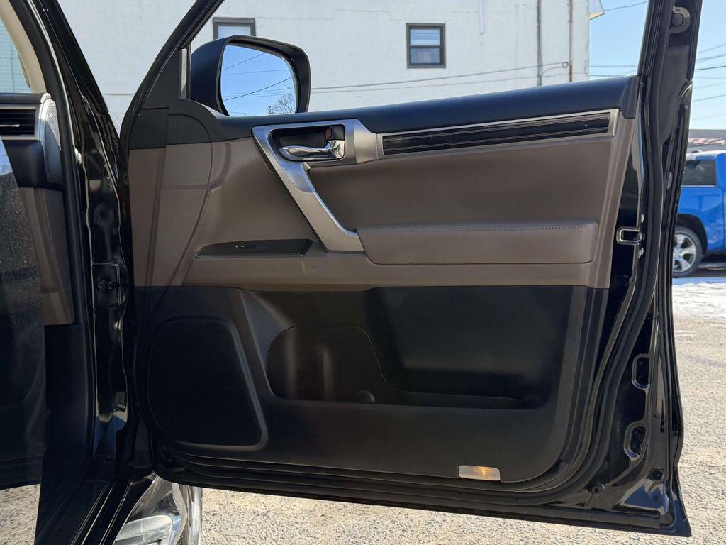used 2023 Lexus GX 460 car, priced at $55,111