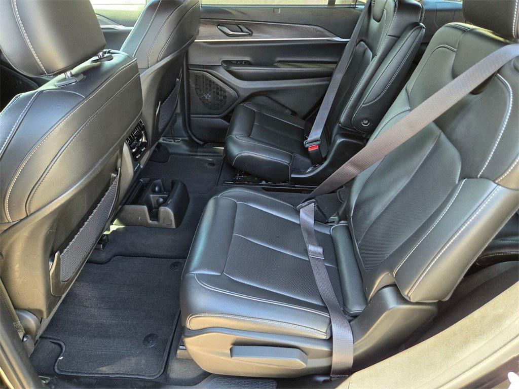 used 2024 Jeep Grand Cherokee L car, priced at $31,119