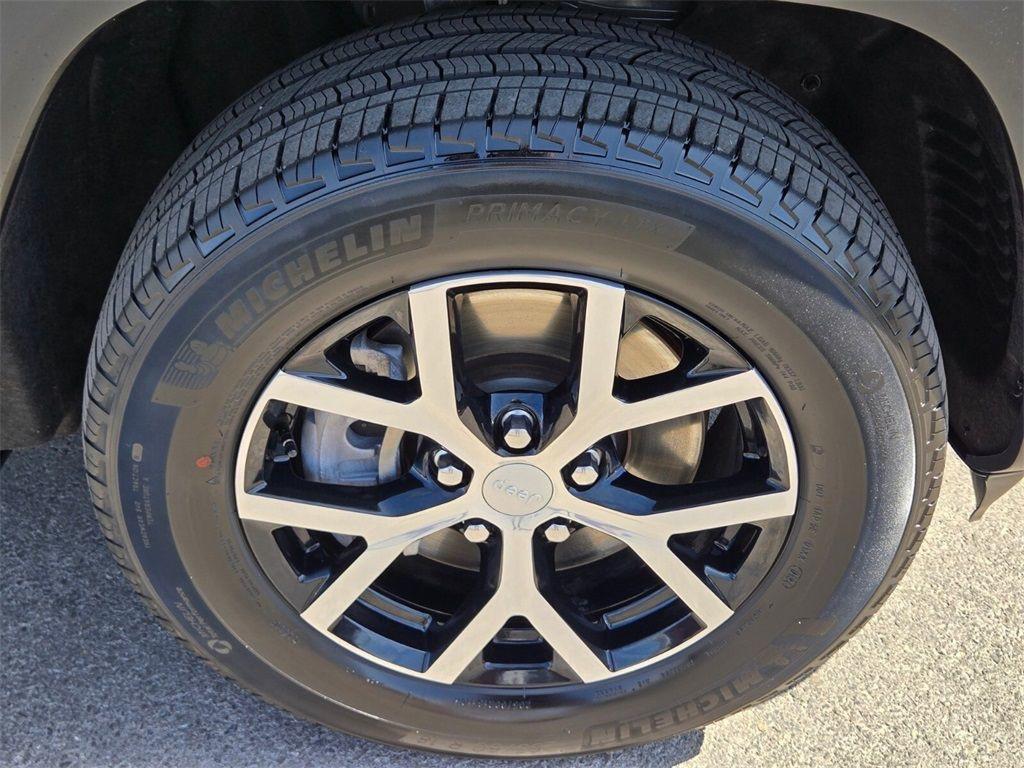 used 2024 Jeep Grand Cherokee L car, priced at $31,119